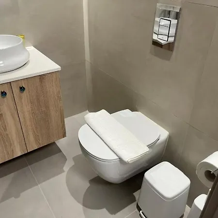 Petitte Fleur Lefkáda